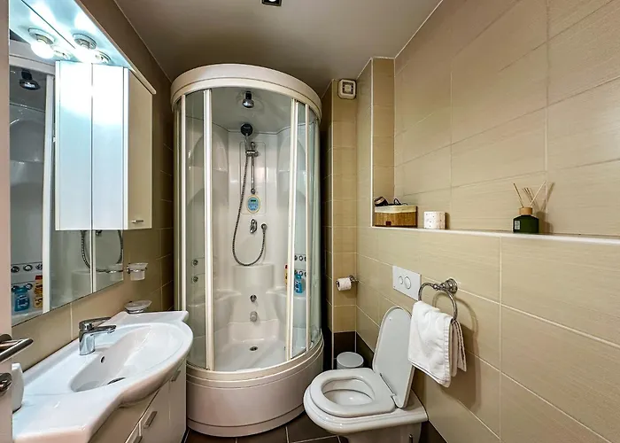 شقة 22 With Garage *